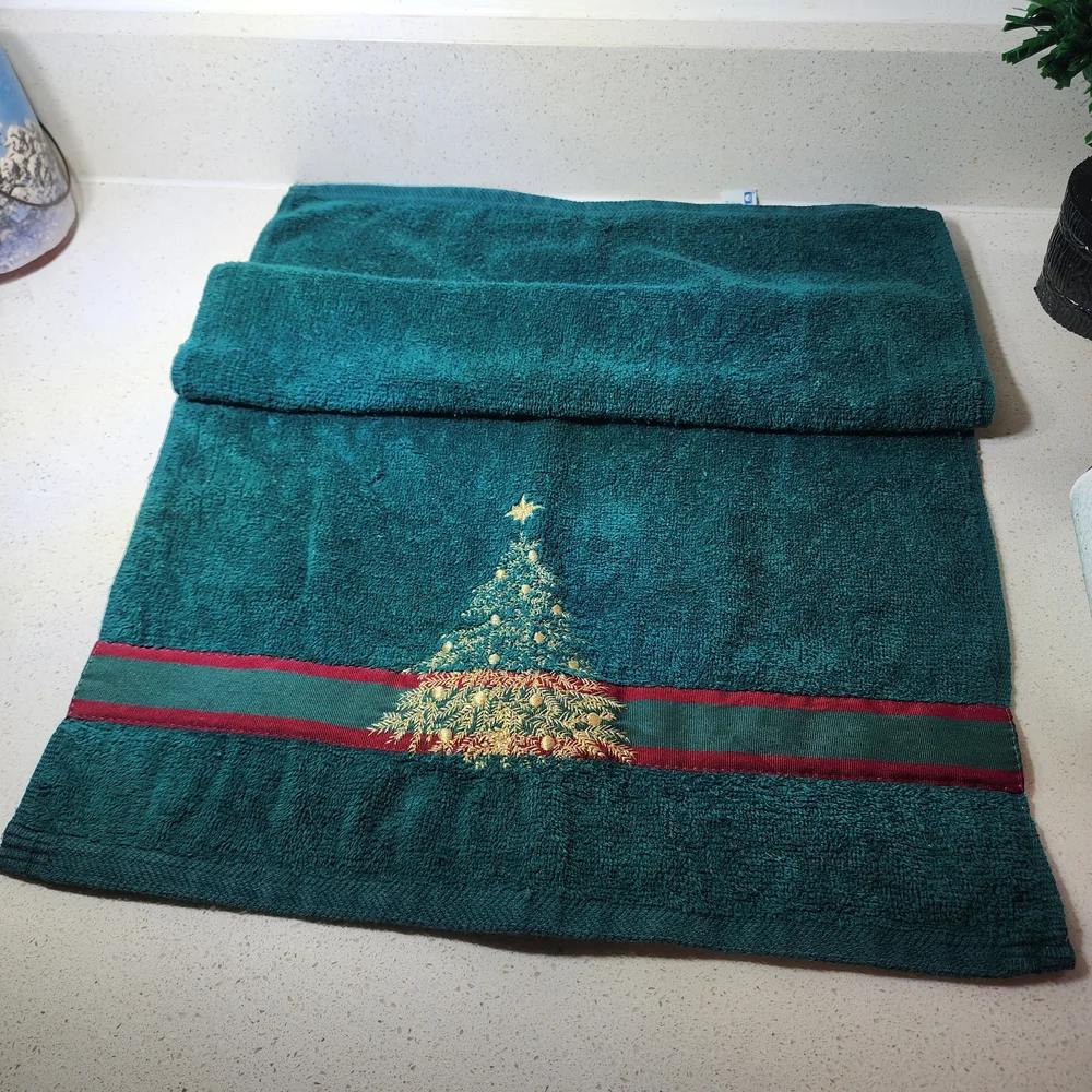 Vintage Green Christmas Tree Towel. Embroidered With Gold Thread